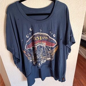 Boston Graphic Women's Top - Navy